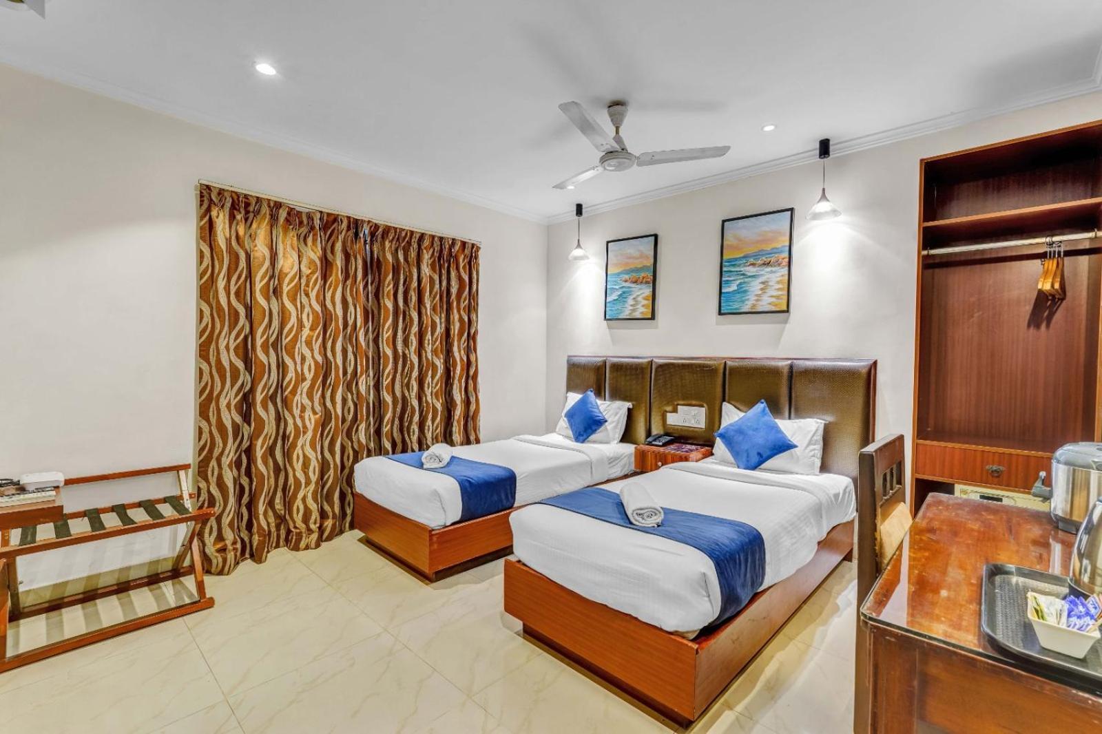Blossoms Hotel & Service Apartments Chennai Exterior photo